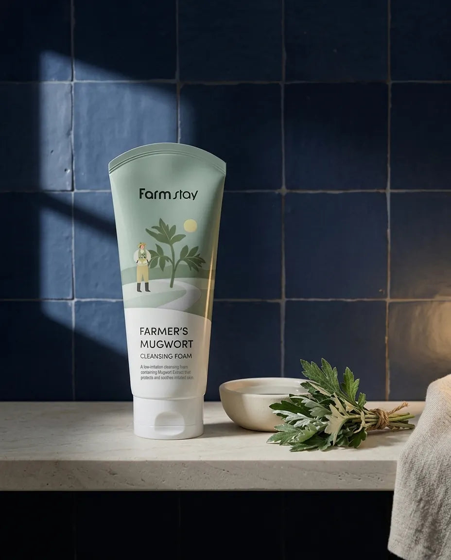 Lifestyle - Farmstay Farmer Mugwort Cleansing Foam 180ml - K-Beauty Face Wash