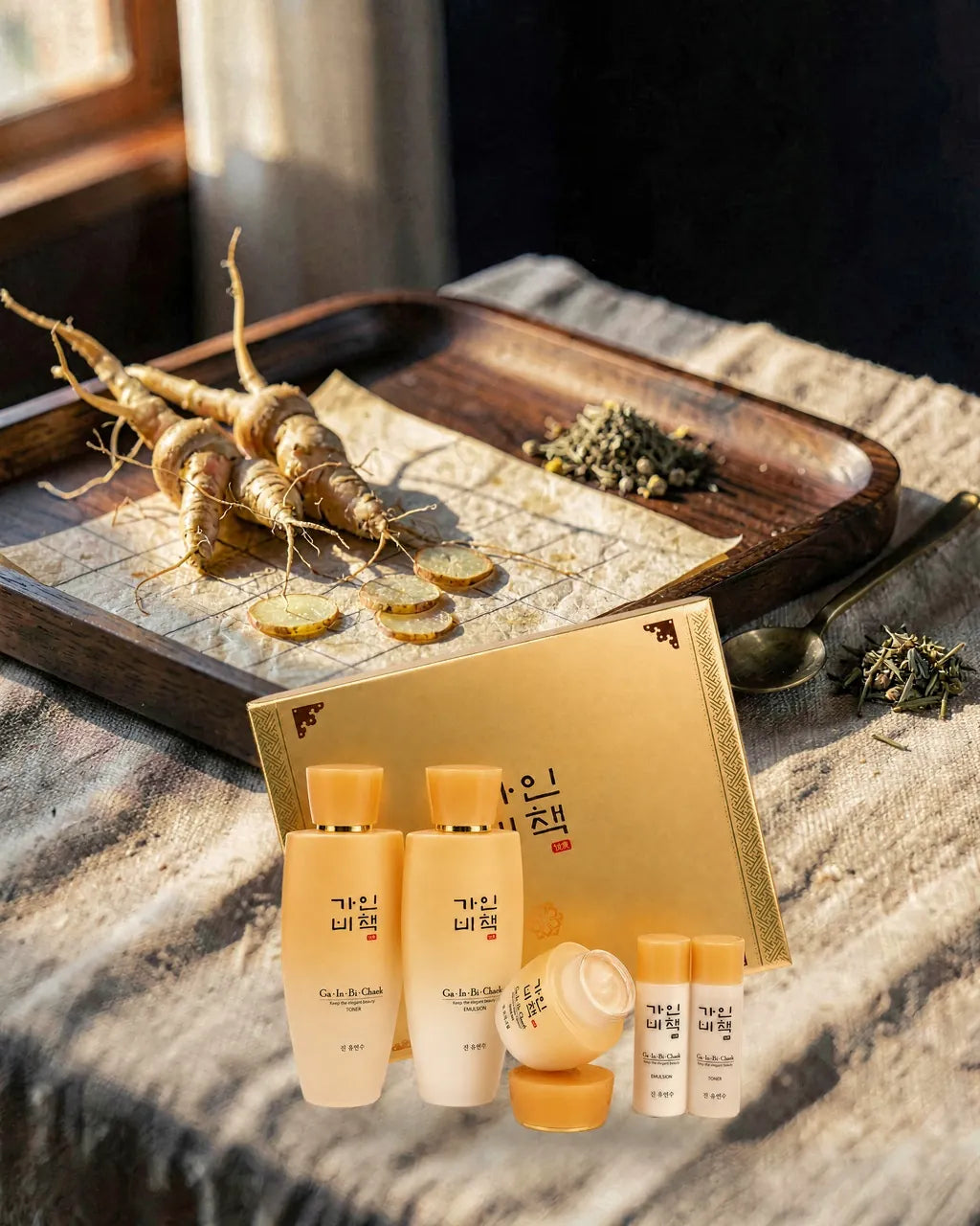 Lifestyle - Gainbichaek Jin Ginseng 3-Piece Korean Skincare Set