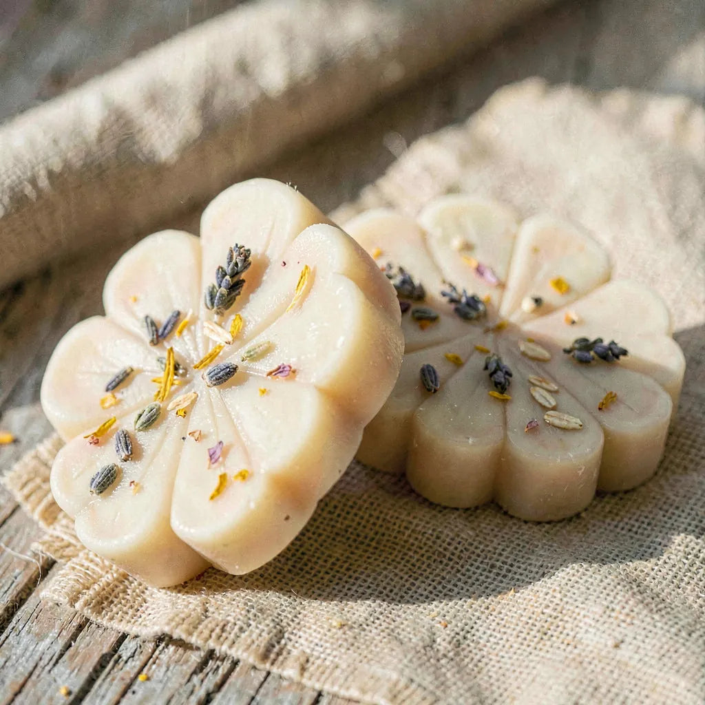 Detail - Rustic Flower Bath & Body Gift Set - K-Beauty Soap Flower Box